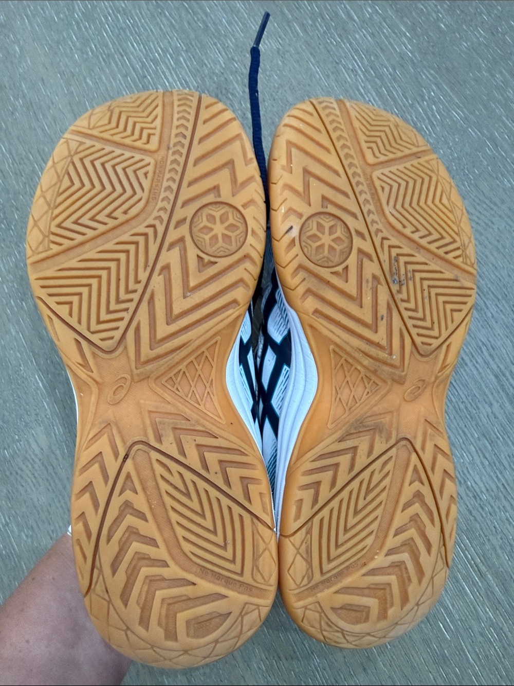 Asics 'UPCOURT" 5GS (Grade
School) - Picture 7 of 8